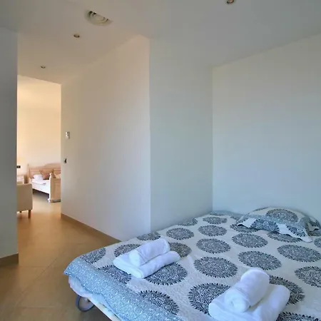Villa Cl 6 Violetes